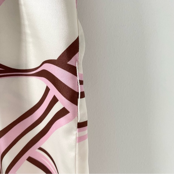 Free w Purchase • Y2K BCBG Satin Button-Up Blouse - Picture 7 of 9